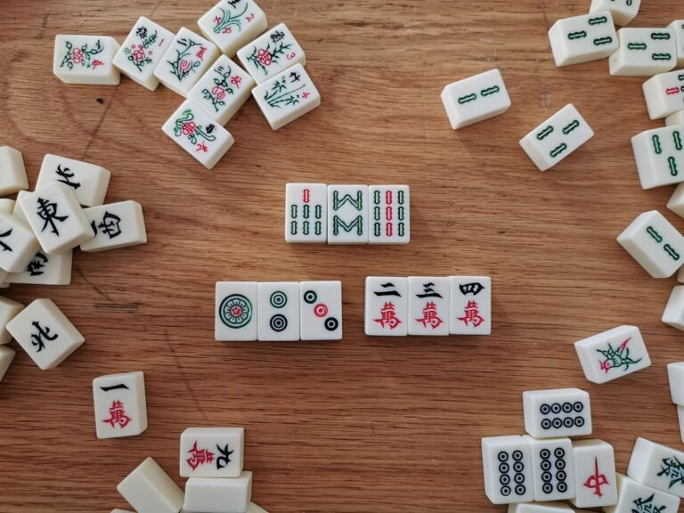 Mastering the Tiles: How to Play Mahjong Like a Pro